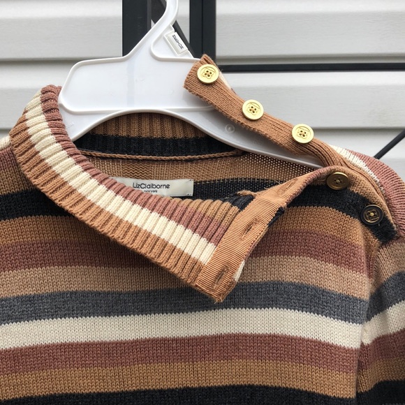 Sweater - Picture 2 of 3